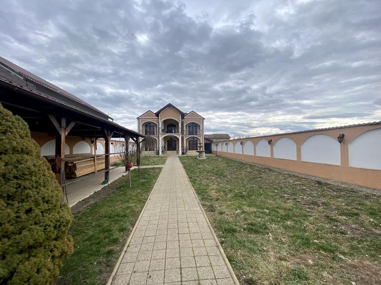 Casă cu teren generos de vânzare în Bod, la 10 minute de Brașov | 1.103 mp teren