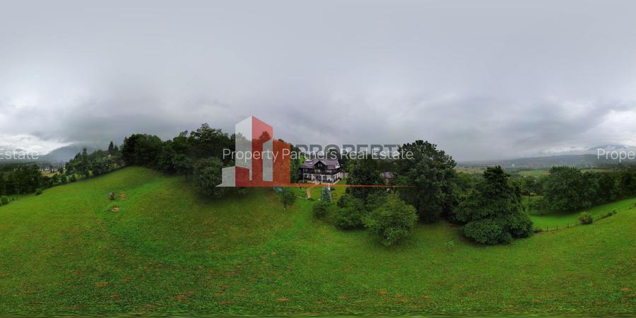 Vilă 340 mp Bran | Teren 5500 mp | 6 dormitoare cu băi proprii - 34