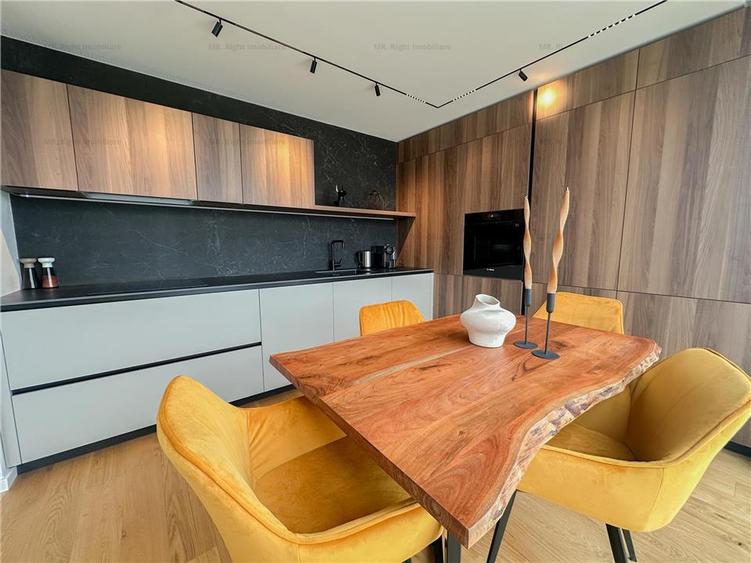 Apartament tip penthouse | 3 camere + parcare | View deosebit | Kasper