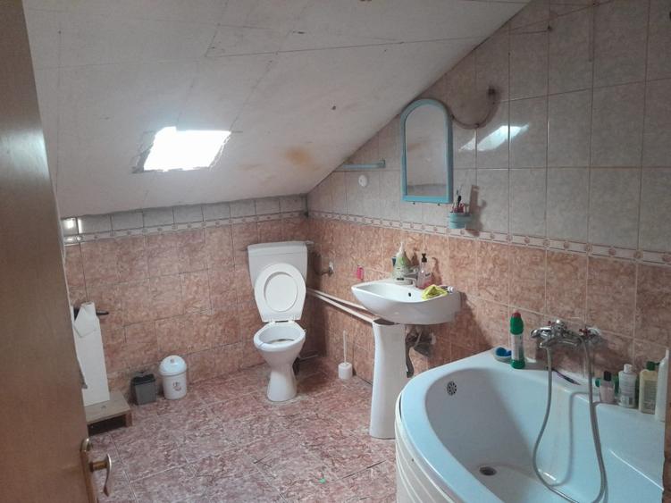 Casă de vanzare p+1 Postavari