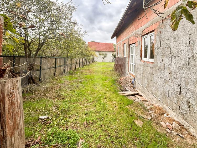 Casa partial finisata Jucu de Sus 589mp teren