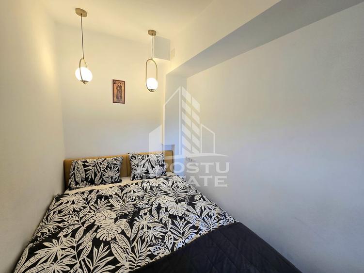 Apartament de vanzare cu 2 camere, renovat, zona centrala, Timisoara
