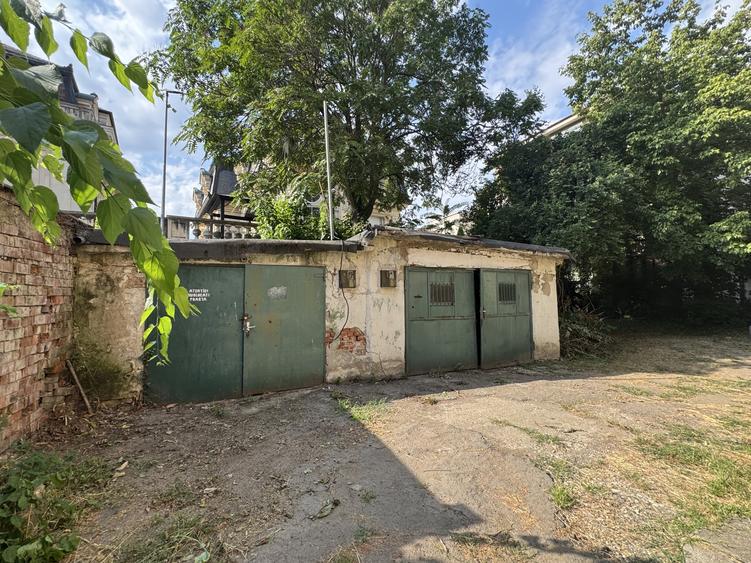 Garaje de vânzare 25 si 29 mp — Bd. C.D. Loga, Timișoara