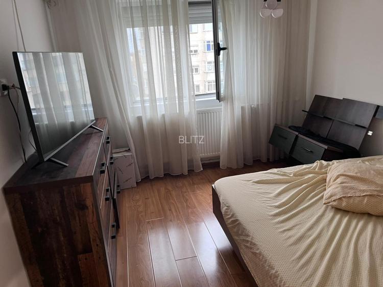 Apartament 3 camere, decomandat, zona Craiovita Noua - 3