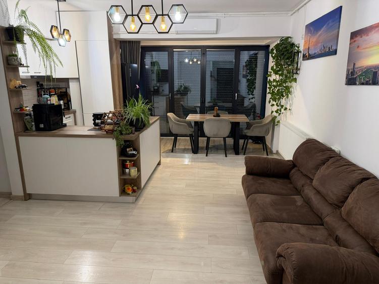 Gherghitei, vedere lac, 2020, 2 bai, mobilat/utilat/finisat MODERN, STB, parc