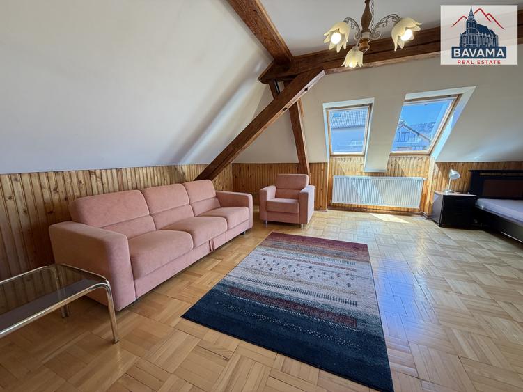 Apartament în Centrul Vechi la casă, de închiriat