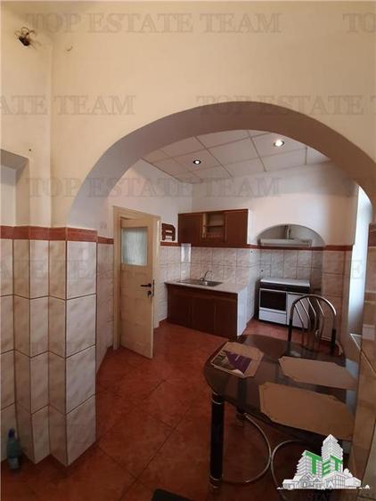 Apartament pretabil investitie in zona Calarasi-Hala Traian