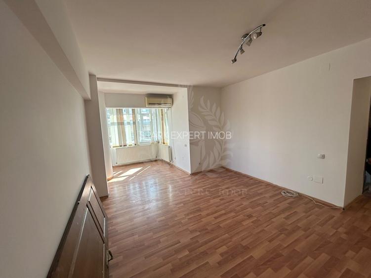 APARTAMENT 3 CAMERE/ PIAȚA MIHAI// VITEAZUL //ETAJ 1 //DECOMANDAT - 12