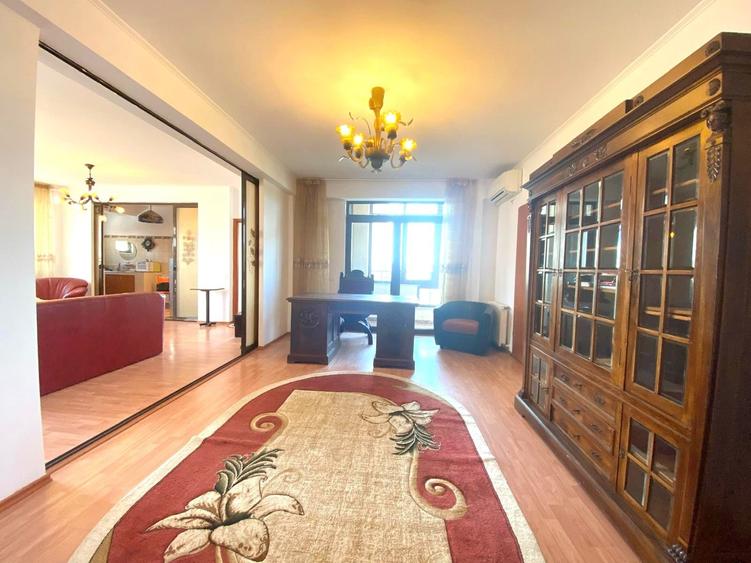 Oportunitate apartament 5 camere parcare inclusa Domenii