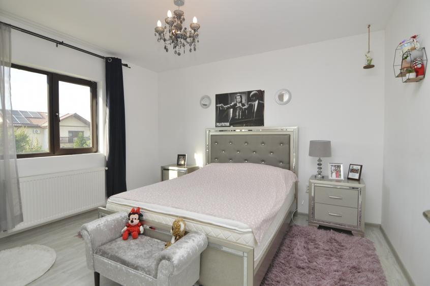 VANZARE VILA 4 CAMERE CORNETU-STR.AEROPORTULUI NR.47 C