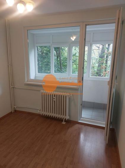 Apartament 4 camere – Drumul Taberei, lângă parc și metrou