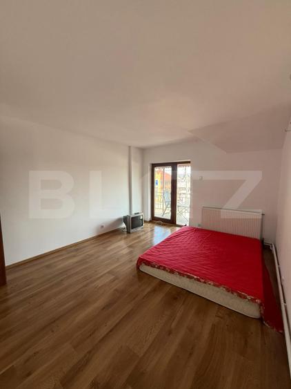 Casa spatioasa, S+P+1,  250mp, Str Ana Ipătescu