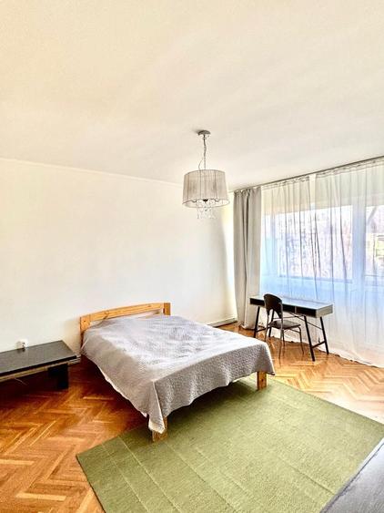 **Închiriere apartament 2 camere – zonă centrală, Plopilor, Cluj-Napoca**