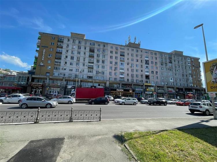Spatiu comercial de inchiriat zona Pelican Tulcea