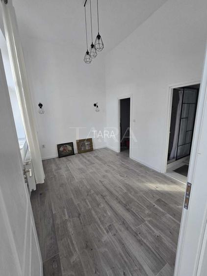 Apartament cu 3 camere, terasa,  zona Teatrului National. - 3