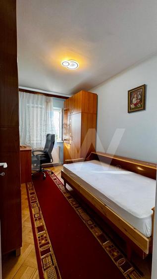 Apartament de închiriat 3 camere în Valea Aurie