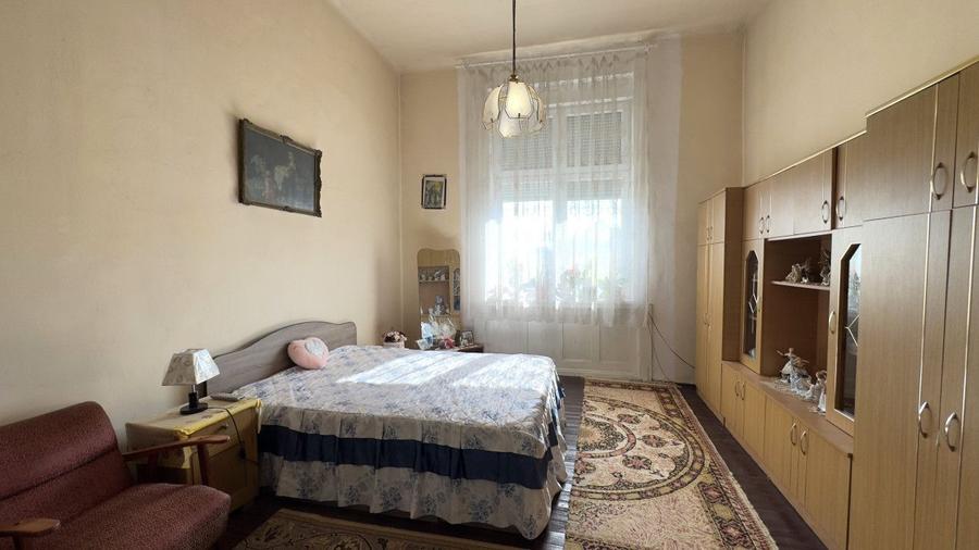 Casă 4 camere, Teren 3.862 mp Str. Traian Nr.99 - Carei - Comision 0% cumpărător