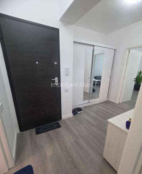 Exigent Plaza Inchiriere Aaprtament  2 CAM Modern, M Lujerului 8 MIN - 9