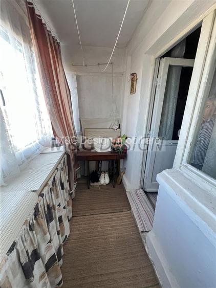 3 camere decomandat la pret de 2 zona Sagului etaj 6 - 10