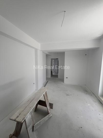 APARTAMENT 3 CAMERE DE VANZARE SOSEAUA CHITILEI - 2