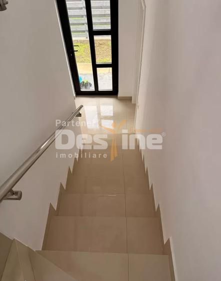 Casa singulara la cheie, curte proprie, P+1, zona centrala, Magurele