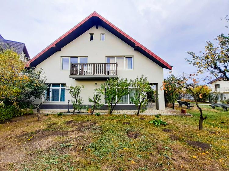 Vila de vanzare Valea Lupului