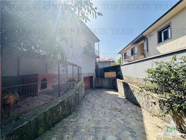 SUPER PROPRIETATE, vila 310 mp construiti, 1000 mp teren PADUREA ROSU