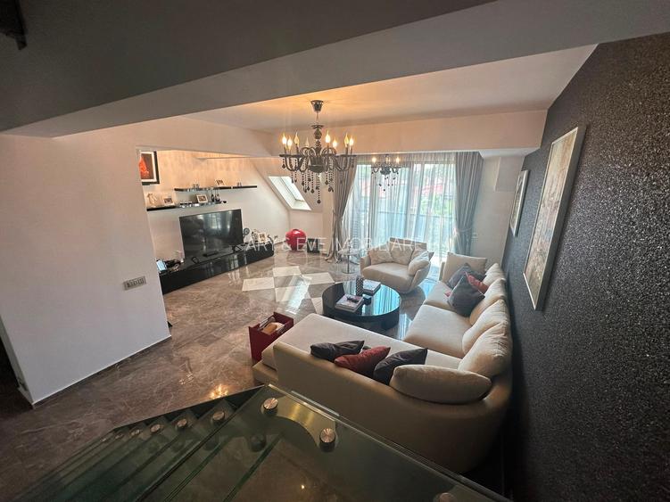 Eleganță Atemporală: Duplex Exclusiv de 200 mp, Complet Amenajat Premium, Garaj