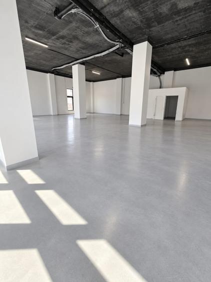 Spațiu comercial premium – 217 mp | Vizibilitate excelentă | 4 locuri de parcare