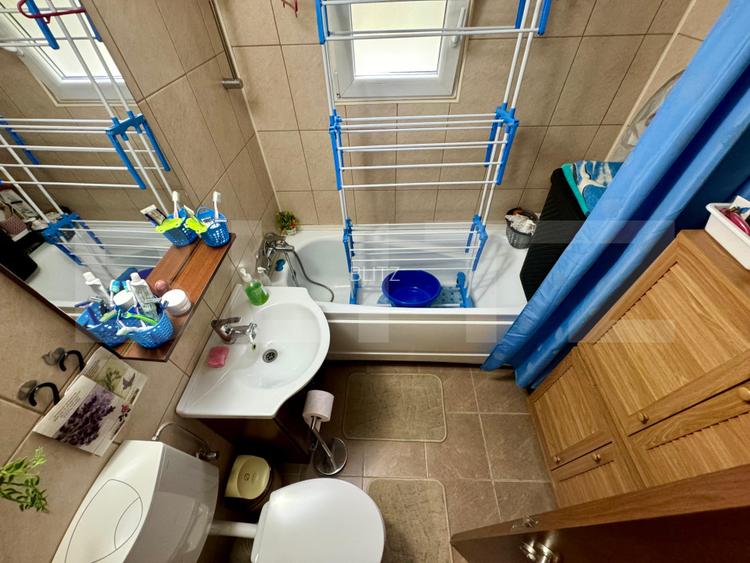 Apartament cu 2 camere, decomandat - 7