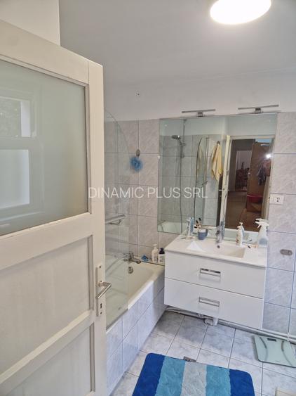 Casa vânzare zona str Lupeni - 30