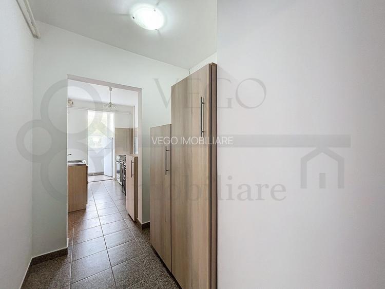 Apartament cu 2 camere decomandat, etaj intermediar, zona Grigorescu - 11