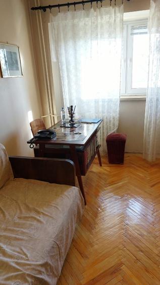 Apartament de inchiriat- zona centrala Craiova