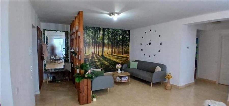 Inchiriere apartament 3 camere, 98 mp+terasa, strada Becas, Andrei Muresanu!