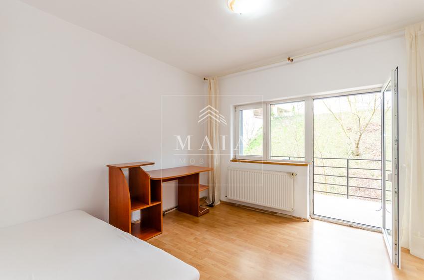 Apartament 4 camere, 2 bai, 2 balcoane, etaj 1, strada Islazului