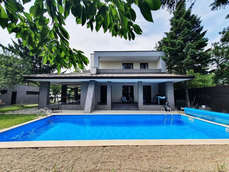 Proprietate exclusivista, arhitectura moderna, piscina, Iancu Nicolae