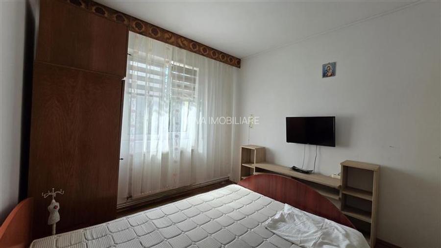 Centrul Civic- apartament 2 camere, 350 Euro luna - 6