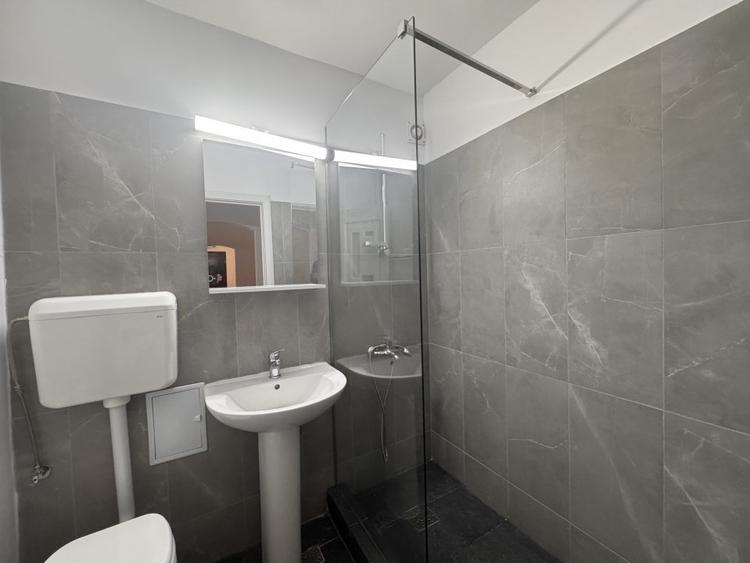 3 Camere | 63 MP | RENOVAT | PARTER INALT | SĂLĂJAN – JEAN STERIADI | 114.000 E