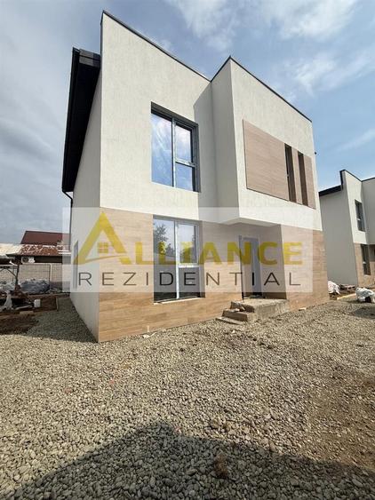 Vila individuala 5 camere ~ 3 bai ~ Teren 300 mp