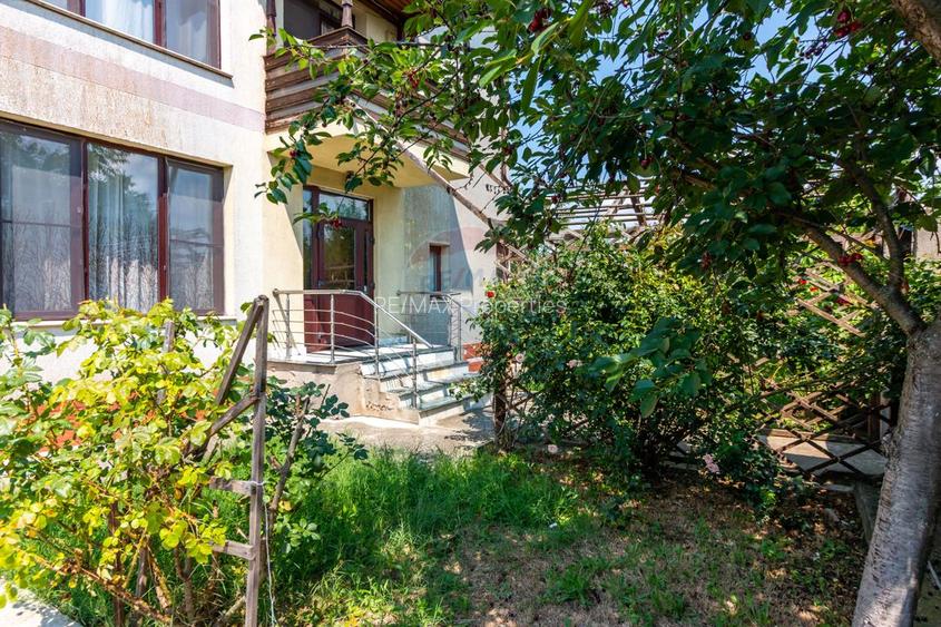 Casă / vilă de vânzare în Balotești | aprox. 350 mp | teren 1.015 mp - 58