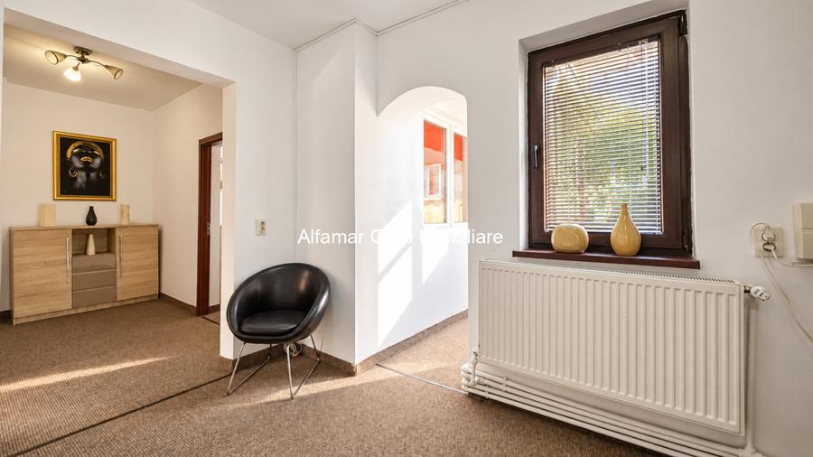 Casă 9 cam, renovată– medical/ beauty/ birouri– Sebastian