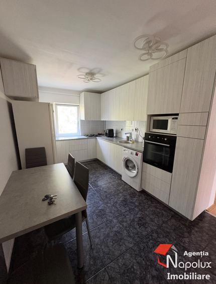 🏡 Apartament cu 4 camere de vânzare în Plopilor – 77 mp + 2 balcoane