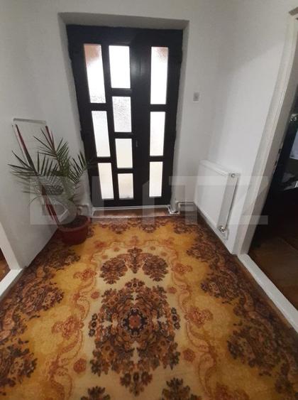 Casa de vanzare, cu 3 camere, 138 mp, zona Calea Domneasca