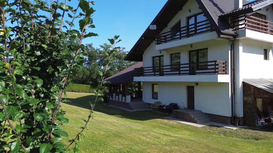 CASĂ DE VACANȚĂ DE VÂNZARE ÎN BUCOVINA | MĂLINI HE