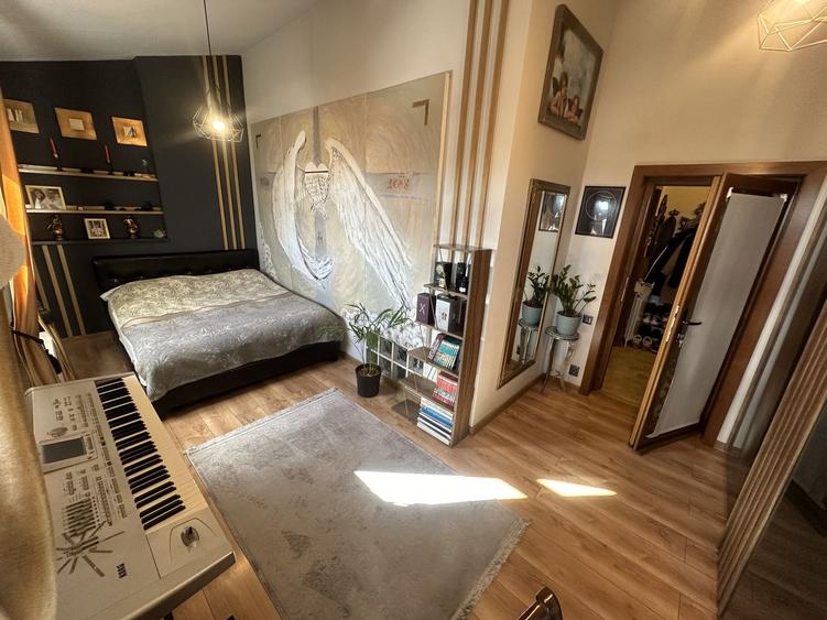Apartament 4 camere zoma Piata Ovidiu - Peninsula