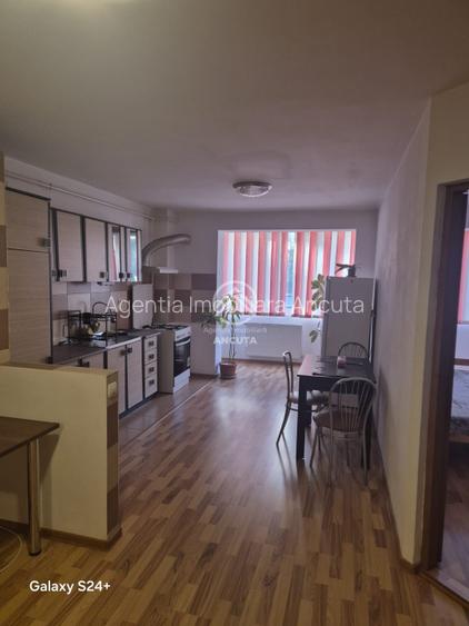 Apartament de inchiriat in Floresti | 2 camere + parcare | Str. Florilor - 2