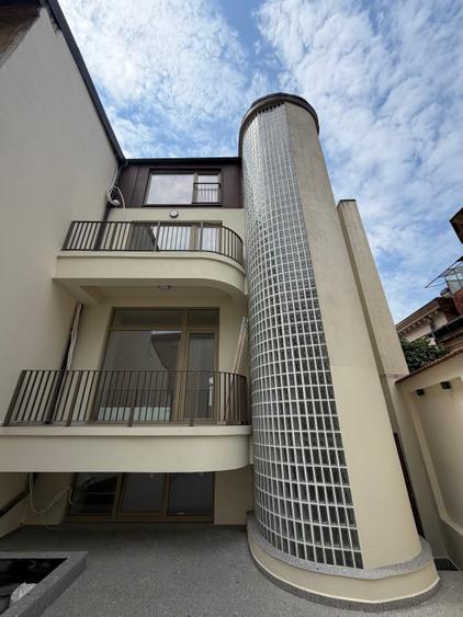 Universitate / Cartierul Armenească / Vila cu Grădină / Totul Nou/ Ideal Clinica