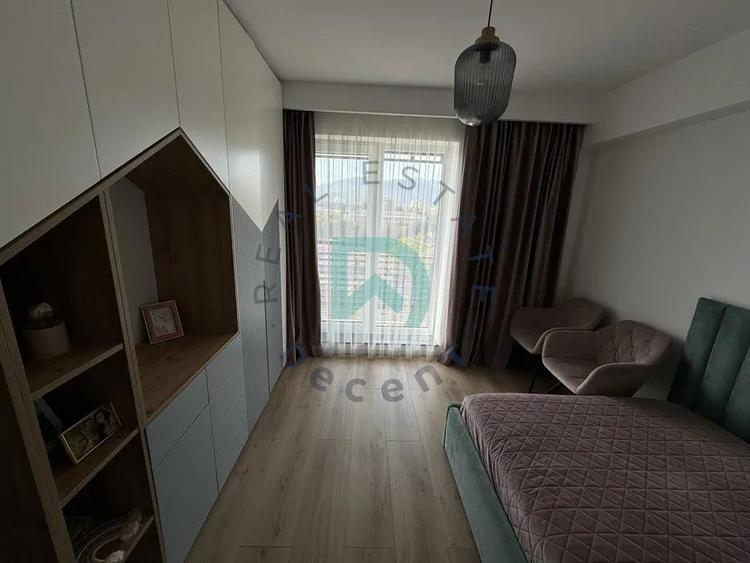 Apartament 3 camere, Coresi, Tractorul