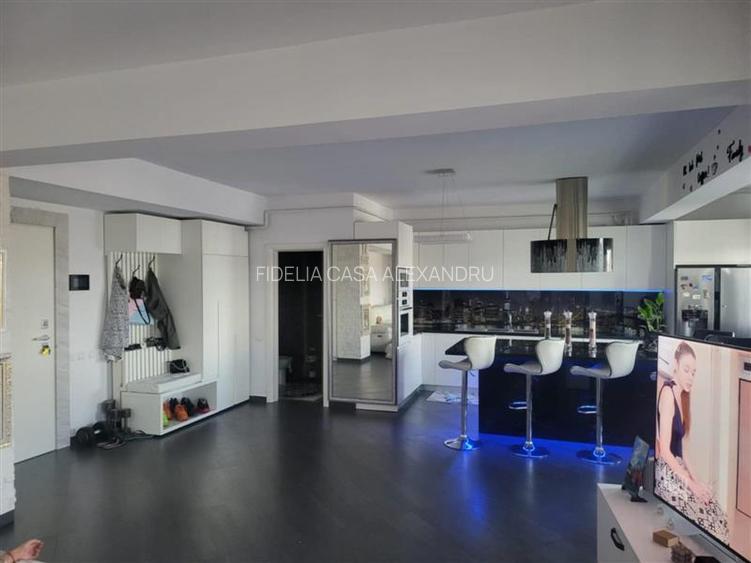Apartament 3 camere  de vanzare  Lunca Cetatuii, - 13