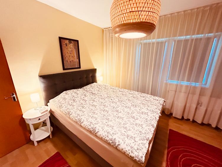 13 Septemebrie - Spital Panduri, apartament mobilat modern + parcare